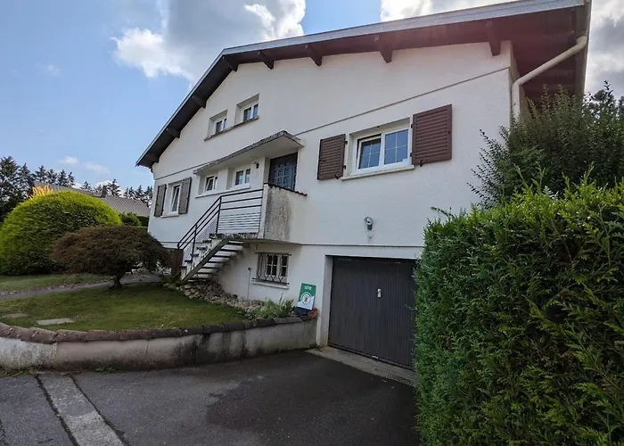 Prázdninový dům Maison Spacieuse Avec Jardin Prive Et Wifi, Proche Epinal - Fr-1-589-681 Dinozé