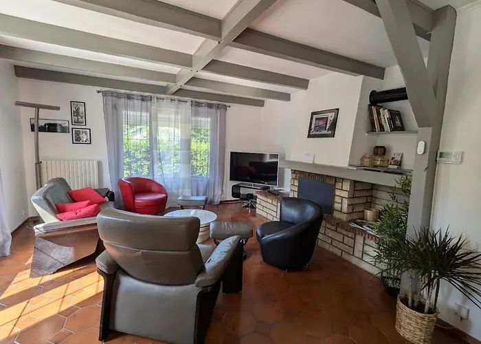 Maison Spacieuse Avec Jardin Prive Et Wifi, Proche Epinal - Fr-1-589-681 Prázdninový dům Dinozé